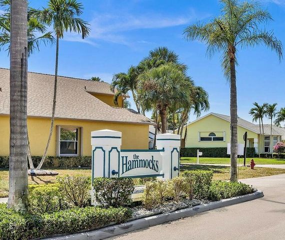 119 Hammocks Court, Greenacres, FL 33413