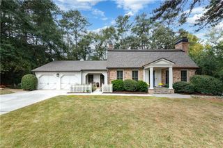 4220 Exeter Close NW, Atlanta, GA 30327