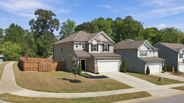 1601 Carlton Links Drive, Fuquay Varina, NC 27526