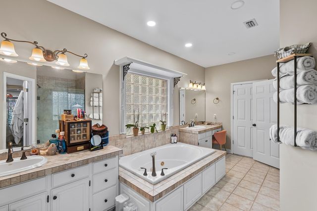 303 Stonegate, Dothan, AL 36305