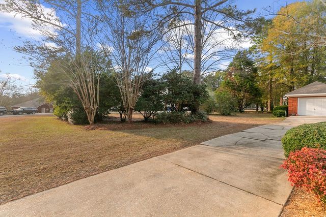 303 Stonegate, Dothan, AL 36305