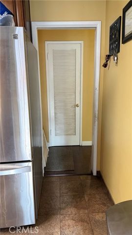 6100 Mckinley Avenue, South Gate, CA 90280