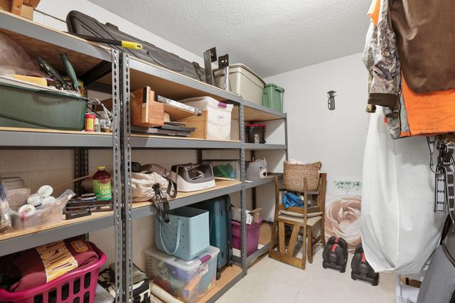 10014 Hidden Oaks Lane N, Champlin, MN 55316