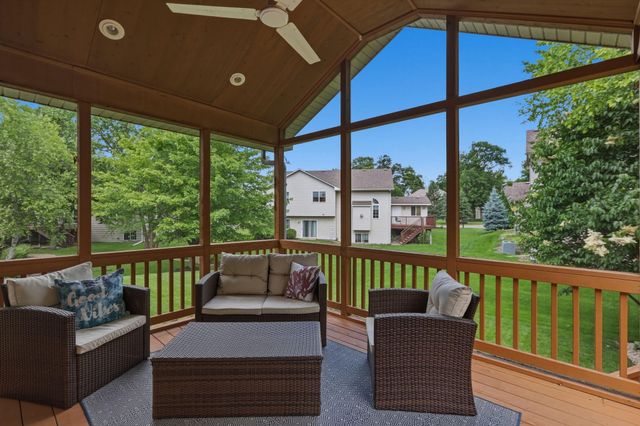 10014 Hidden Oaks Lane N, Champlin, MN 55316
