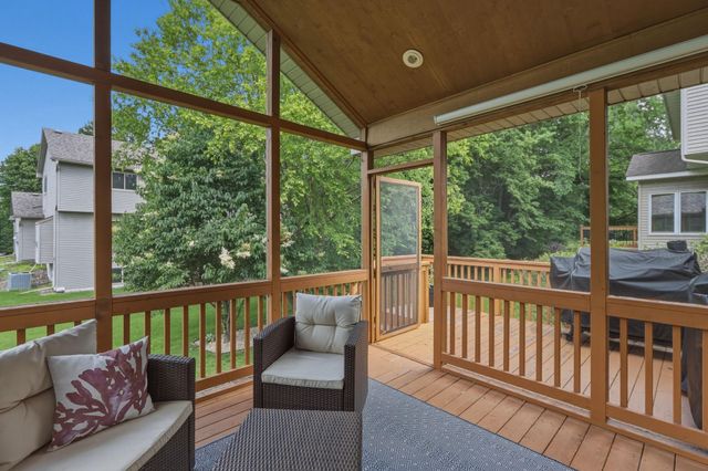 10014 Hidden Oaks Lane N, Champlin, MN 55316