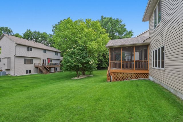 10014 Hidden Oaks Lane N, Champlin, MN 55316