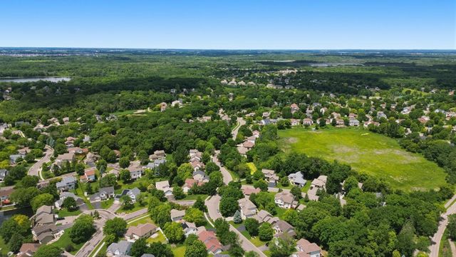 10014 Hidden Oaks Lane N, Champlin, MN 55316