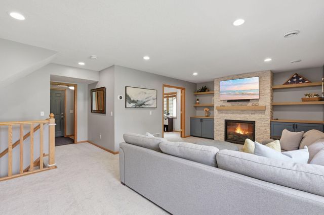 10014 Hidden Oaks Lane N, Champlin, MN 55316