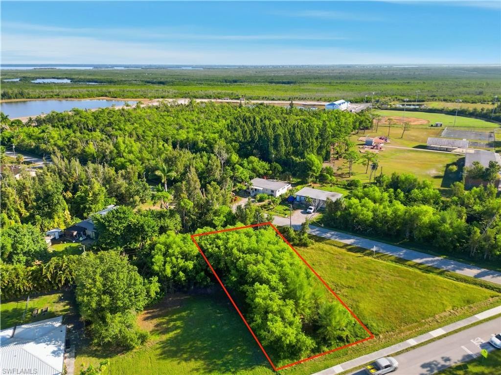 5426 Avenue E, BOKEELIA, FL 33922 — photo 3