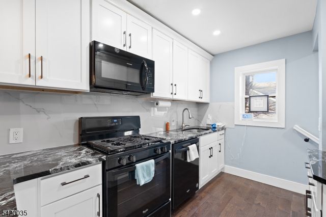 247 E 7Th Ave, Roselle Boro, NJ 07203
