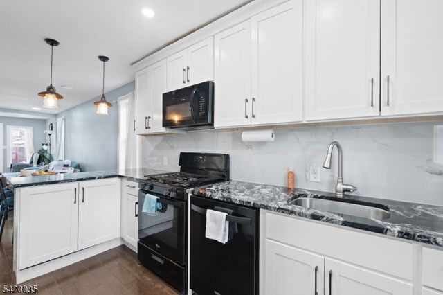 247 E 7Th Ave, Roselle Boro, NJ 07203