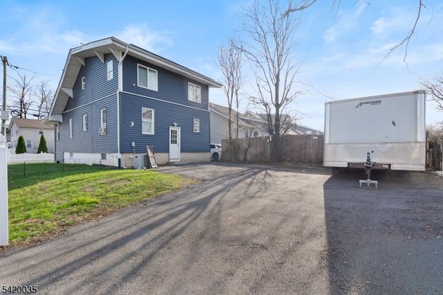 247 E 7Th Ave, Roselle Boro, NJ 07203