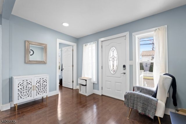 247 E 7Th Ave, Roselle Boro, NJ 07203