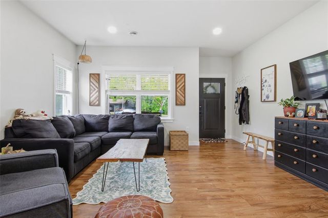 2905 Comet Court, Eau Claire, WI 54703