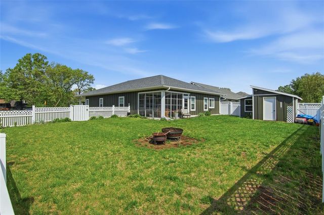 2905 Comet Court, Eau Claire, WI 54703