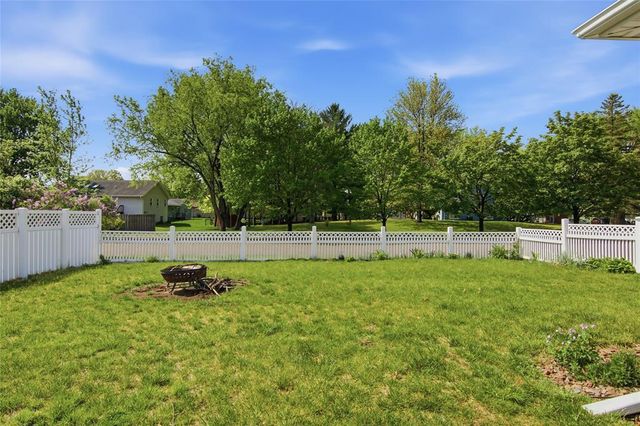 2905 Comet Court, Eau Claire, WI 54703