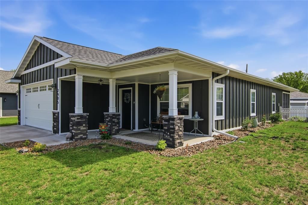 2905 Comet Court, Eau Claire, WI 54703
