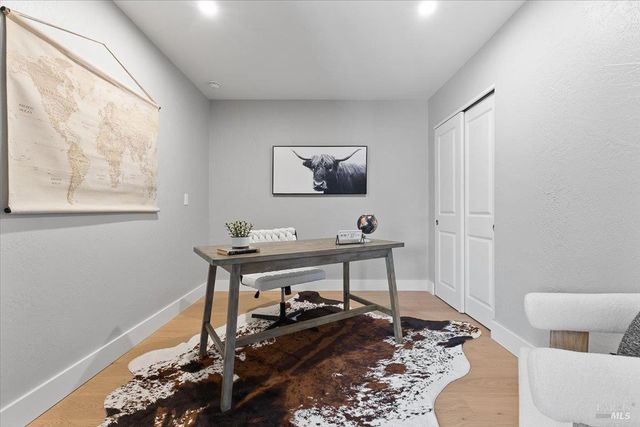 1622 Weaverly Dr, Petaluma, CA 94954