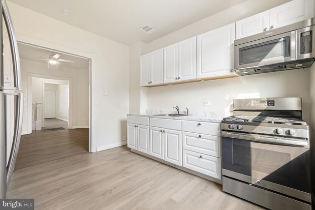 2427 E LANVALE ST, Baltimore, MD 21213