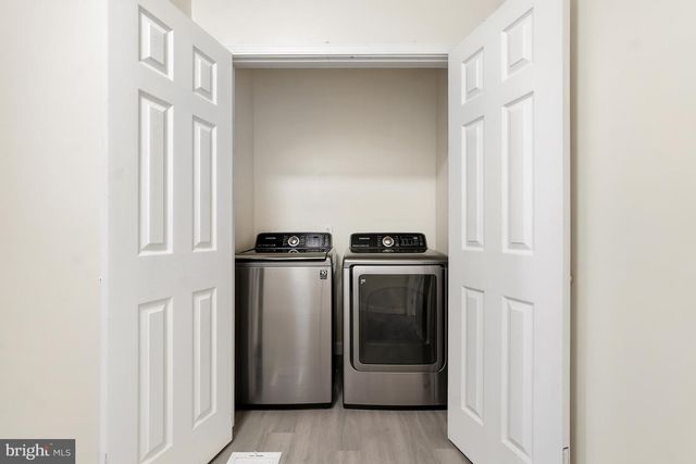 2427 E LANVALE ST, Baltimore, MD 21213