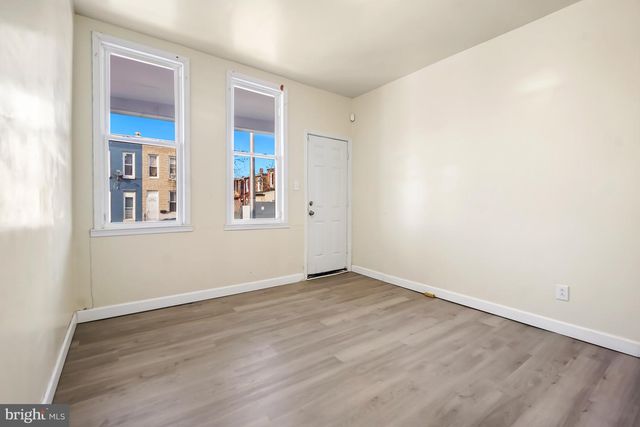 2427 E LANVALE ST, Baltimore, MD 21213