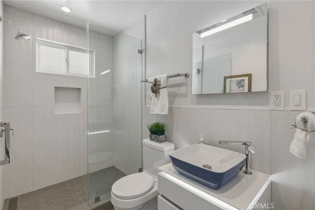 2611 Alvord, Redondo Beach, CA 90278