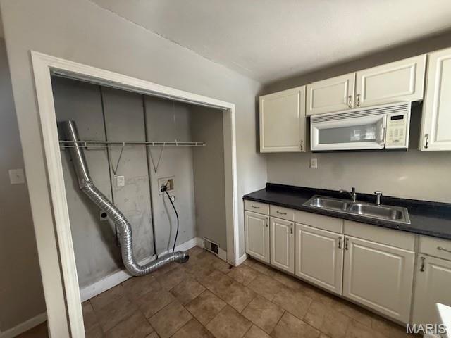 14 Lillian Drive, Belleville, IL 62226