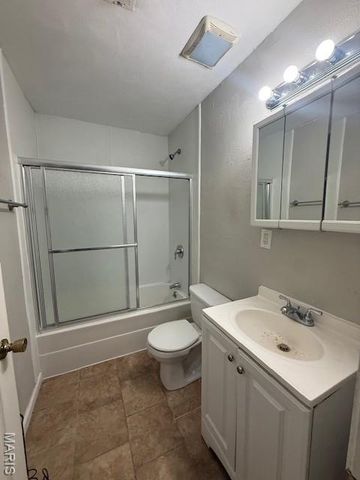 14 Lillian Drive, Belleville, IL 62226