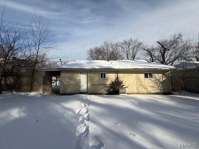 14 Lillian Drive, Belleville, IL 62226