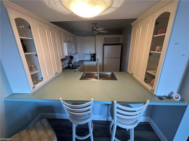 3490 N Key DR 205, North Fort Myers, FL 33903