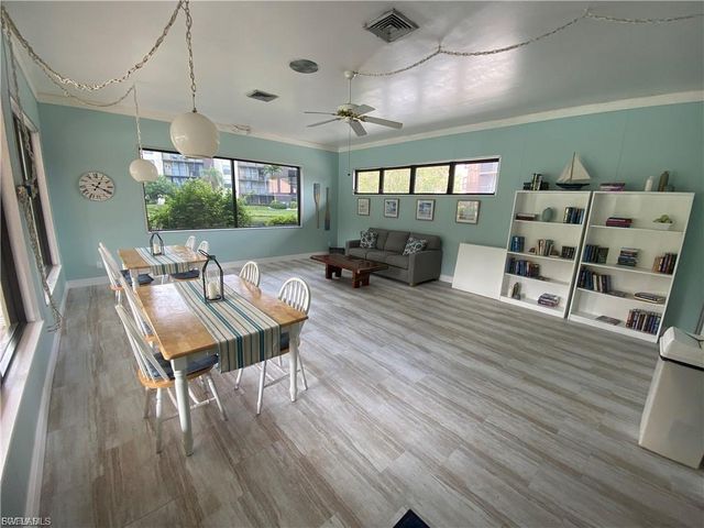 3490 N Key DR 205, North Fort Myers, FL 33903