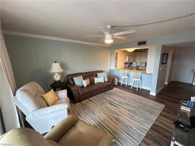 3490 N Key DR 205, North Fort Myers, FL 33903