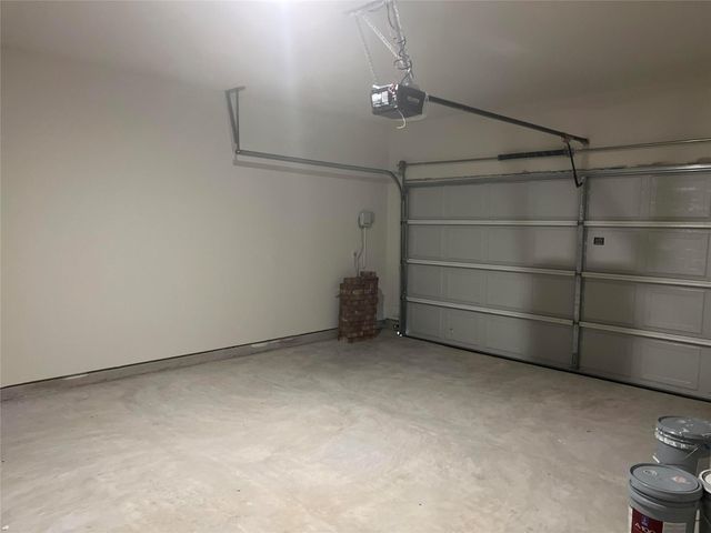 427 Tree nut LOOP, Buda, TX 78610