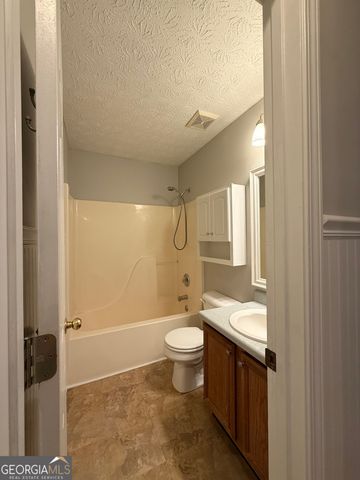 20 Golden Court, Sharpsburg, GA 30277