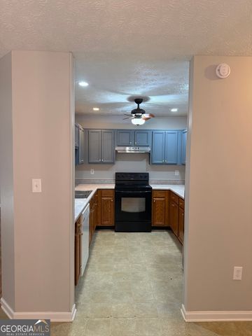 20 Golden Court, Sharpsburg, GA 30277