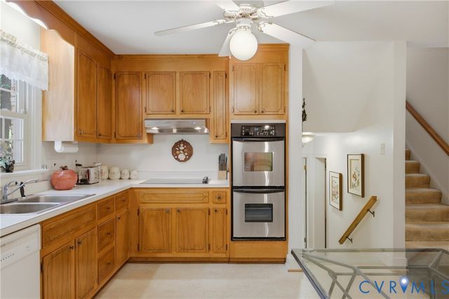 9408 Donora Dr, Henrico, VA 23229