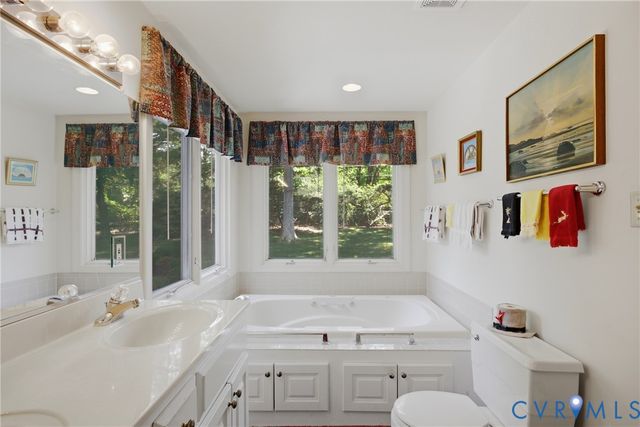 9408 Donora Dr, Henrico, VA 23229