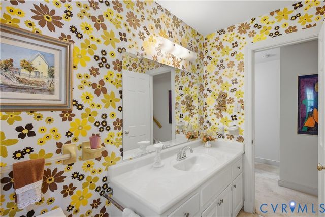 9408 Donora Dr, Henrico, VA 23229