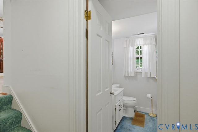 9408 Donora Dr, Henrico, VA 23229