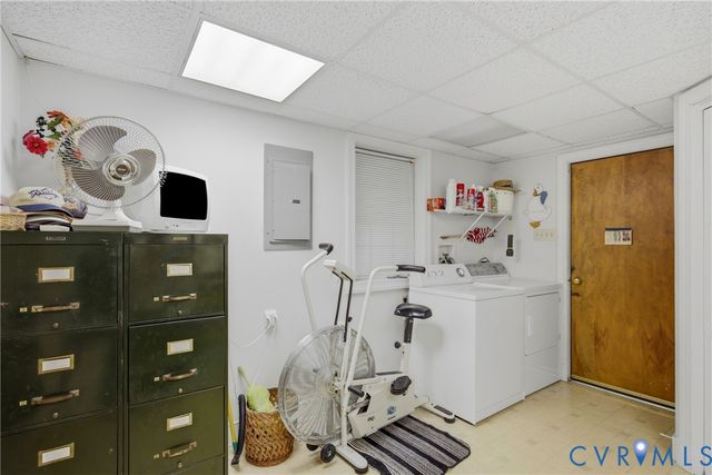 9408 Donora Dr, Henrico, VA 23229
