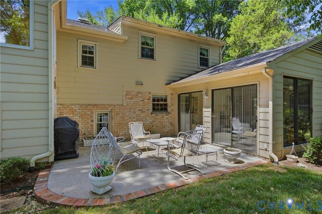9408 Donora Dr, Henrico, VA 23229