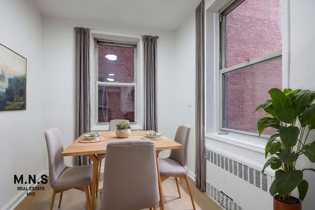 14325 84th Dr Apt 1D, New York City, NY 11435