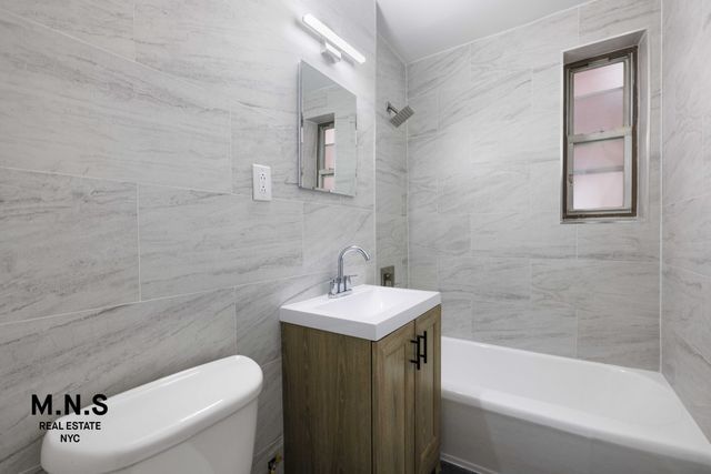 14325 84th Dr Apt 1D, New York City, NY 11435
