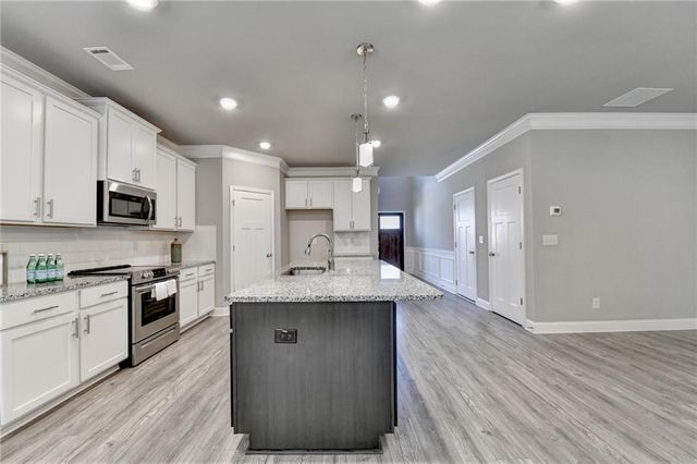 1877 Castleberry Lane, Buford, GA 30518