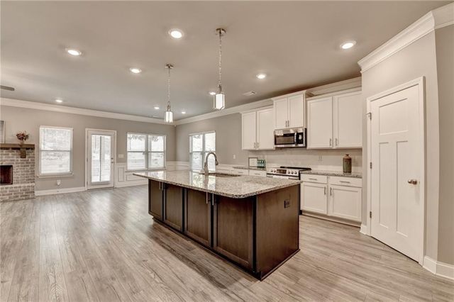 1877 Castleberry Lane, Buford, GA 30518