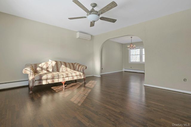 3 Trimble Street, Garnerville, NY 10923