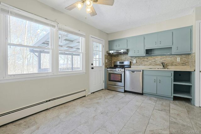 3 Trimble Street, Garnerville, NY 10923