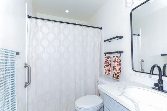 1614 Paukiki Street, Kailua, HI 96734