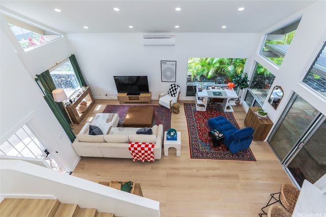 1614 Paukiki Street, Kailua, HI 96734