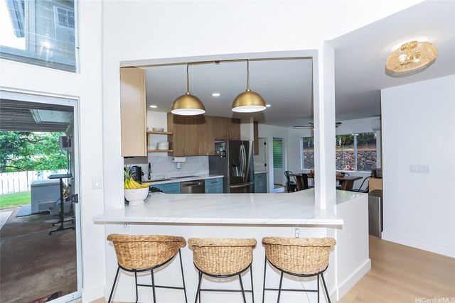 1614 Paukiki Street, Kailua, HI 96734